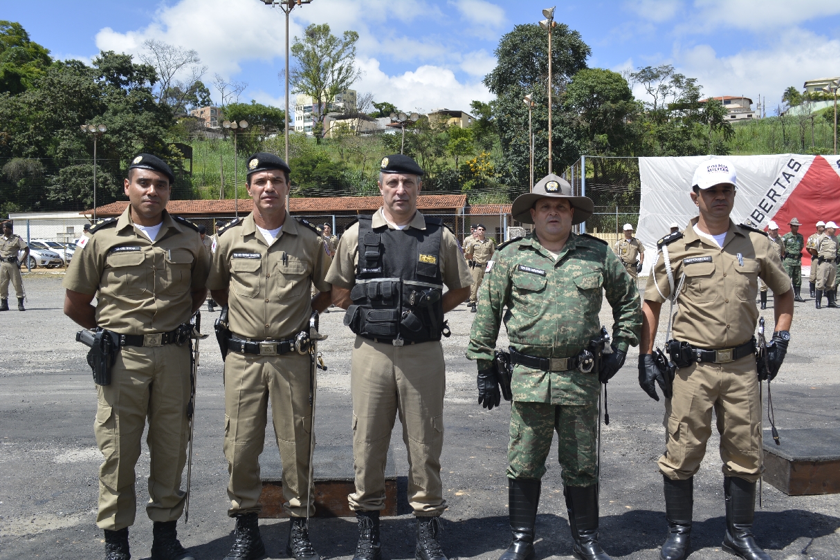 Foco Na Not Cia Pol Cia Militar Realiza Cerim Nia De Passagens De